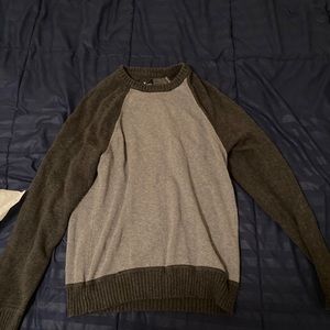 American Eagle Sweater - Men’s Medium